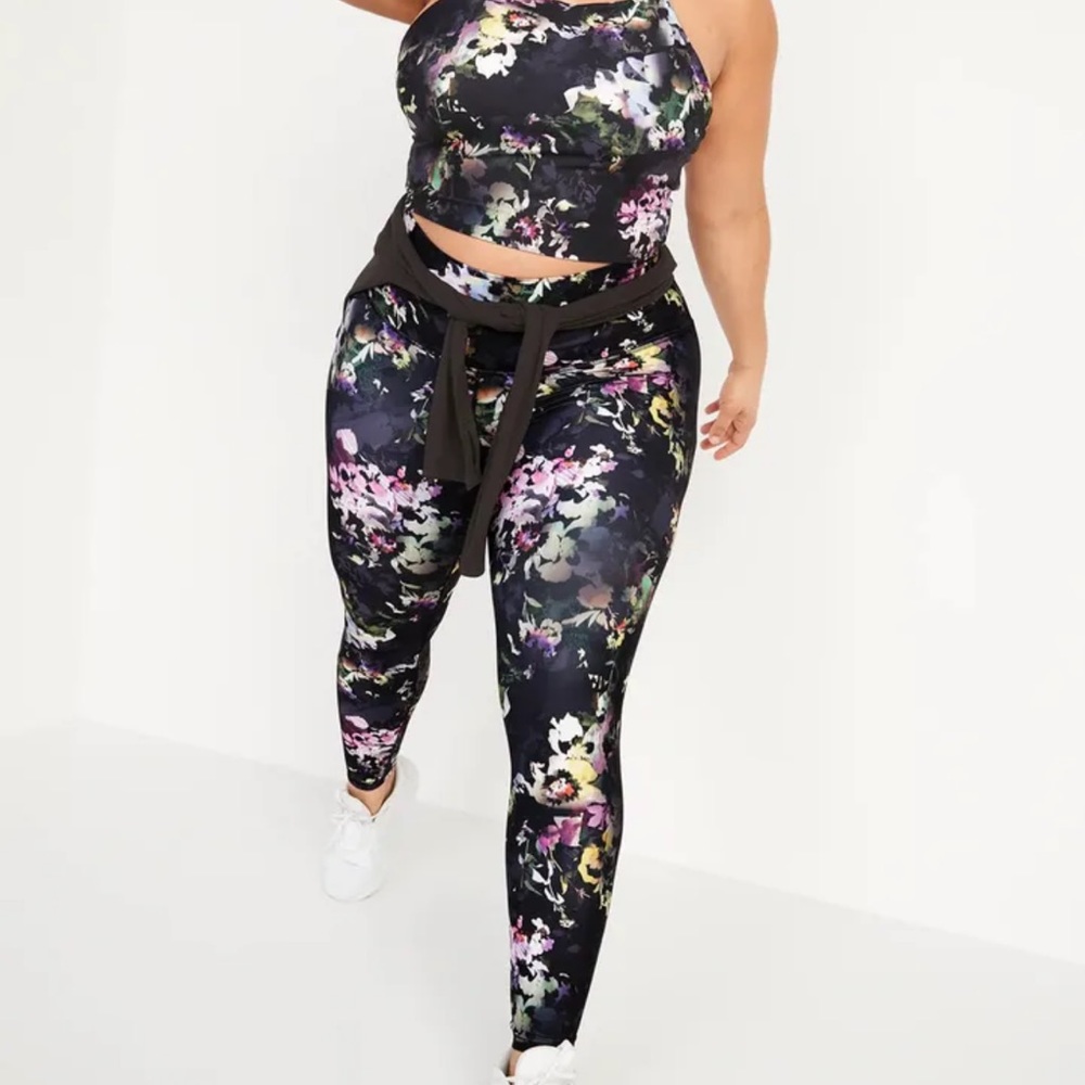 NWT Old Navy High Waisted Powersoft Floral Leggings